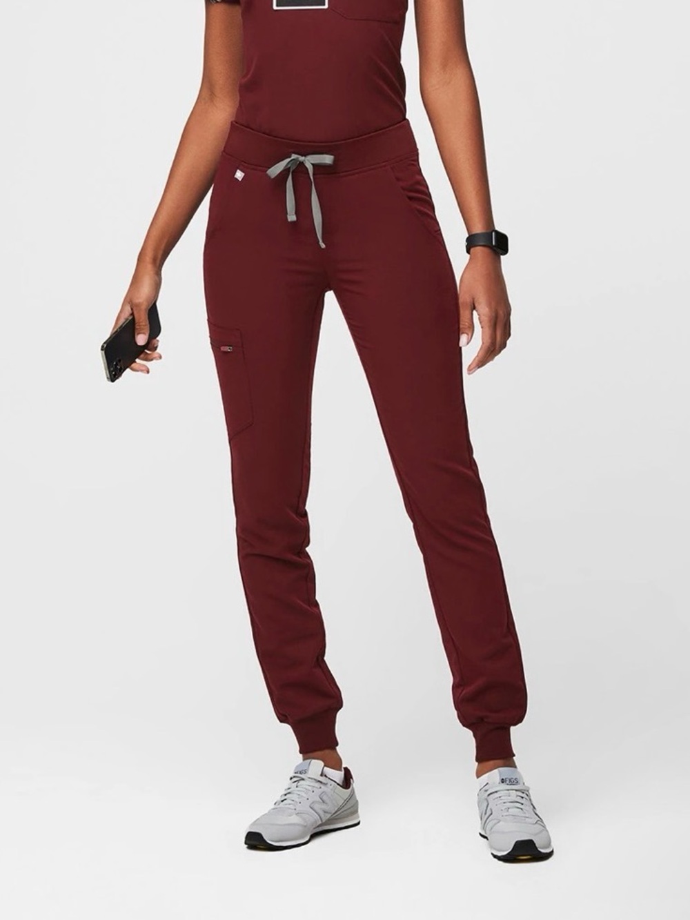 Figs Zamora Burgundy Women's Jogger Scrub Pants XXS / Petite